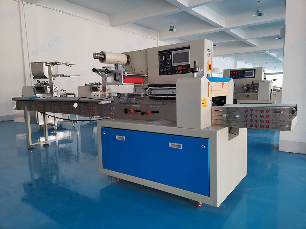 枕式包裝機.jpg 枕式包裝機.jpg