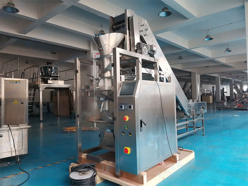 面條包裝機(jī)械2.jpg 面條包裝機(jī)械2.jpg