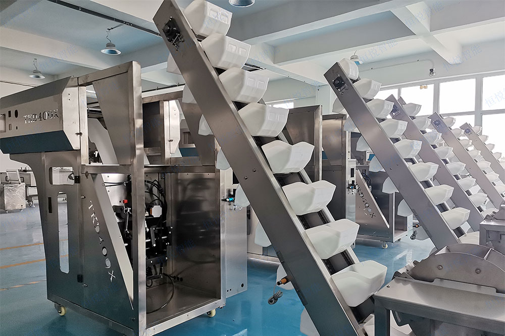 半自動(dòng)濕粉條包裝機(jī) 半自動(dòng)濕粉條包裝機(jī)