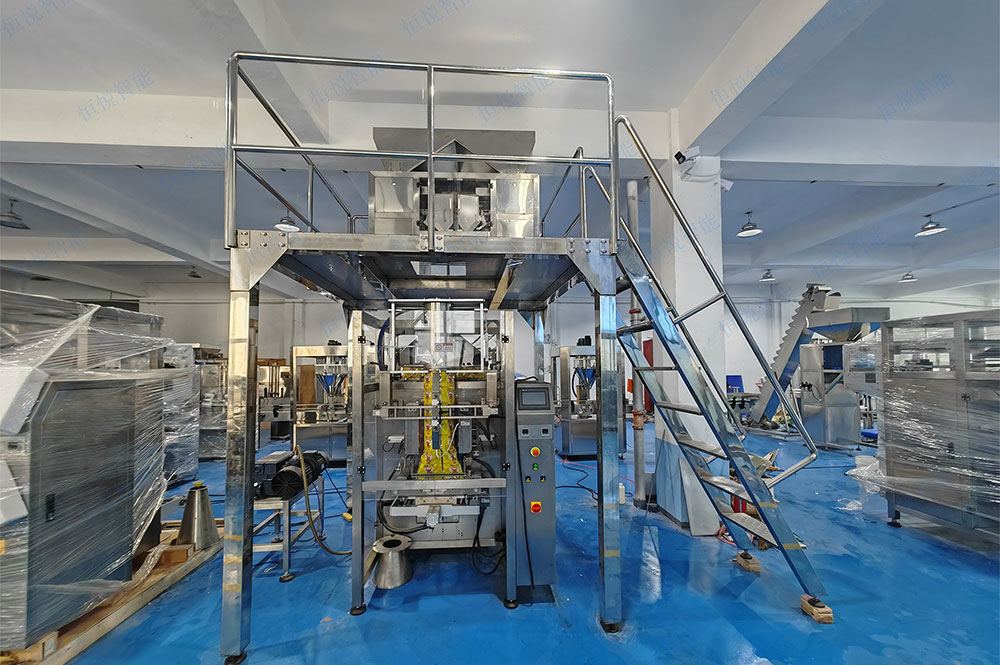 大米自動稱重包裝機是一種集稱重、計量、包裝于一體的自動化包裝設備