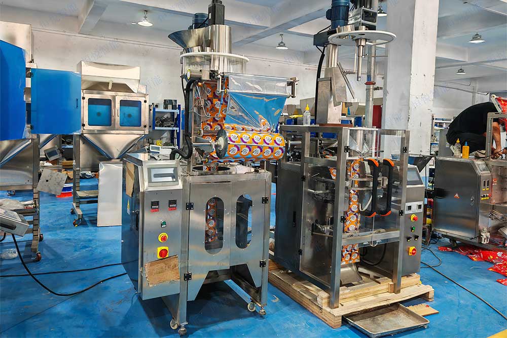 立式自動包裝機采用智能型熱封器四路加熱控制橫