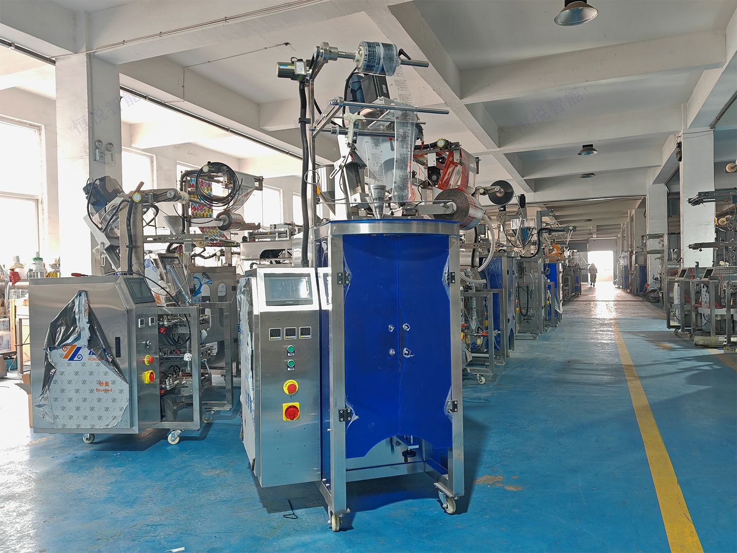 粉劑圓角背封包裝機具備全流程自動化優(yōu)勢