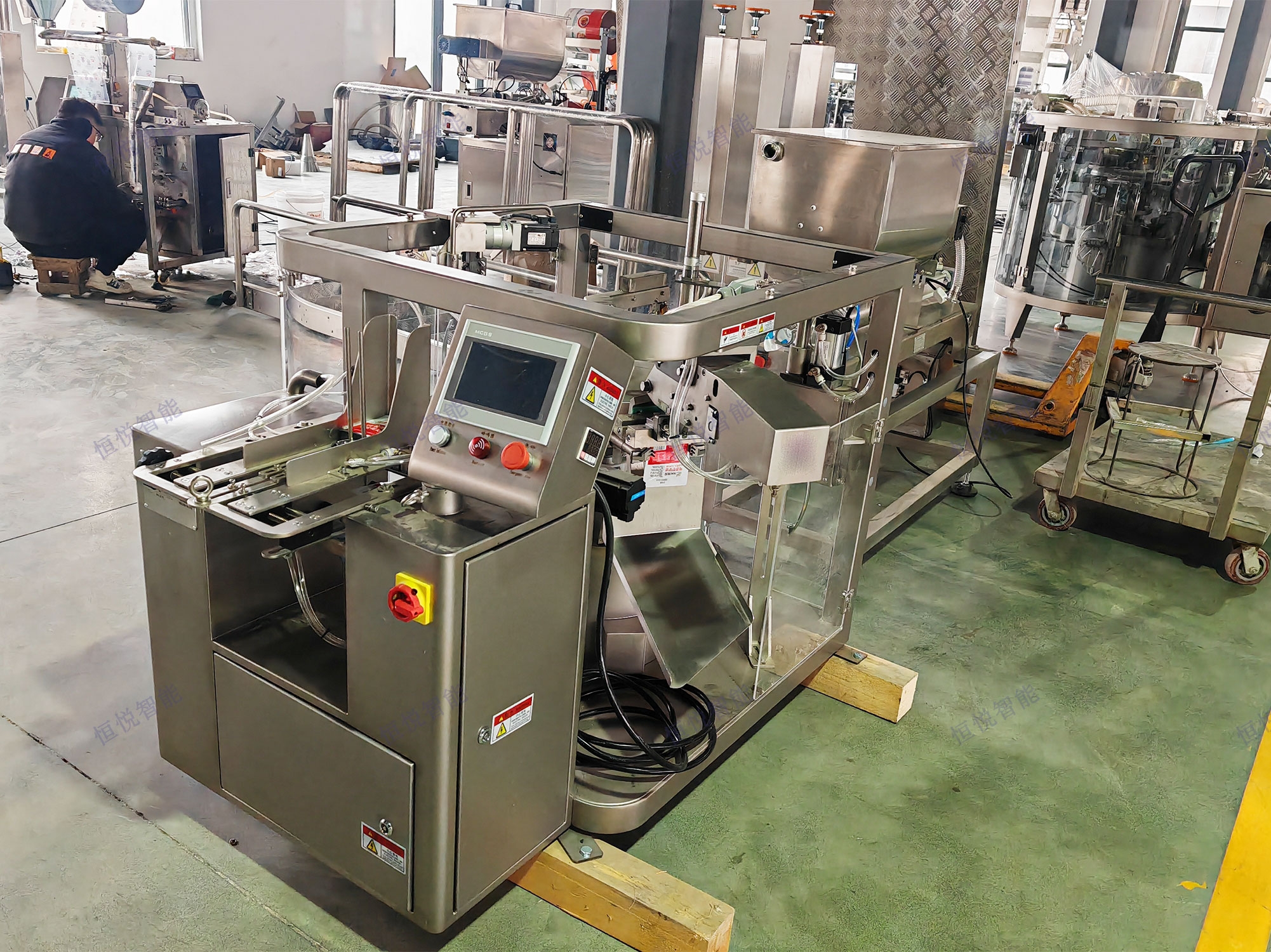 給袋式醬料包裝機 給袋式醬料包裝機