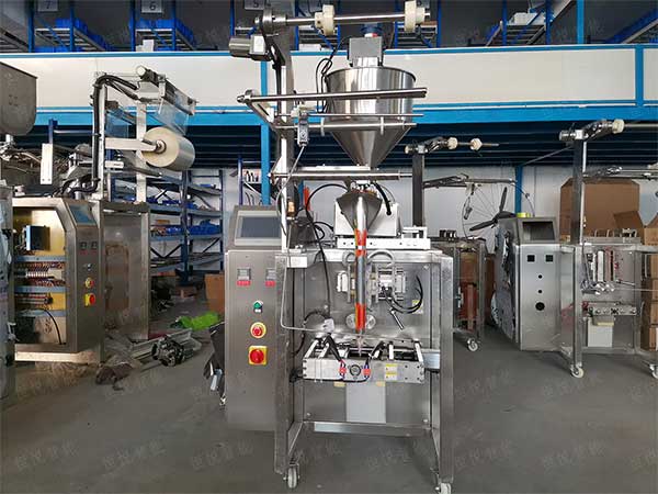 全自動(dòng)液體包裝機(jī)，多功能膏液所用