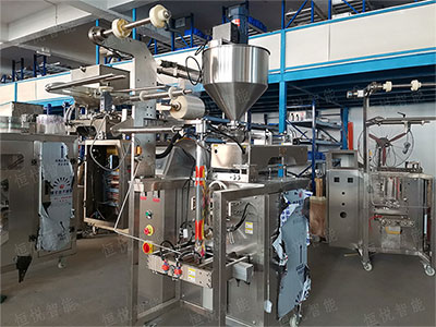 全自動立式液體包裝機，流體產品專用