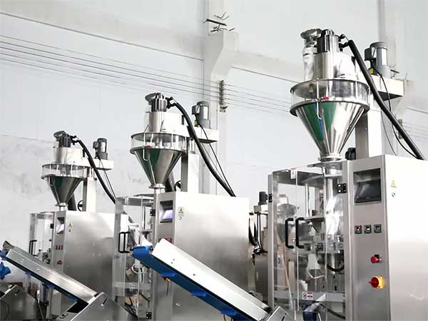 全自動粉劑包裝機(jī)是集機(jī)械、電氣、光學(xué)等為一體的機(jī)電設(shè)備