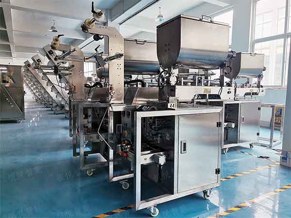 全自動醬料料包裝機(jī)用于膏體醬料調(diào)味品的包裝