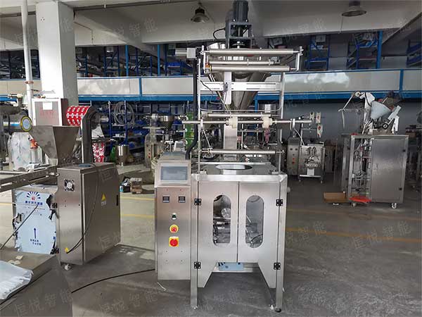 我司是河南顆粒粉末包裝機(jī)廠家，可根據(jù)需求定做機(jī)型