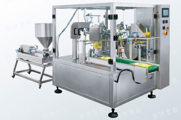 給袋式全自動液體包裝機采用預(yù)制袋